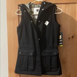 Burton Black Vest with Plaid Interior